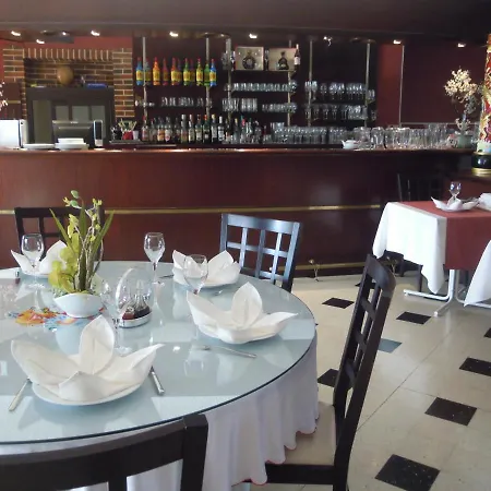 Hotel Cuulong Labarthe-Inard
